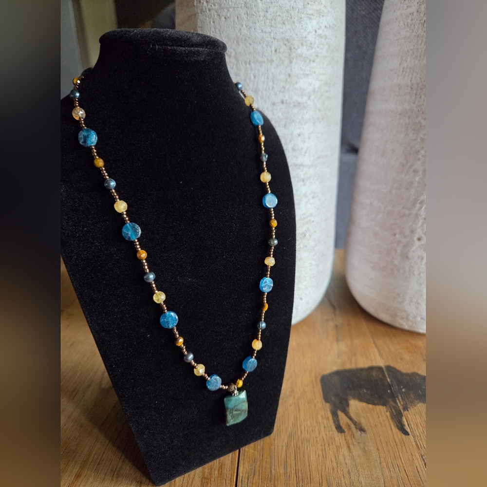 Elegant Blue and Gold Beaded Necklace